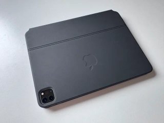 iPad Pro 11 M2 + Magic Keyboard
