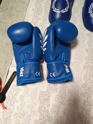 Kit Guantes y Empeineras Boxeo/Kickboxing