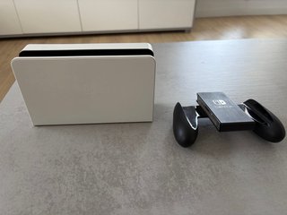 Base Nintendo Switch OLED y Mando