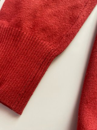 Camiseta fina punto roja