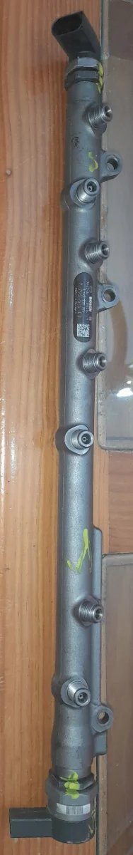 Rail Inyeccion BMW 3.0d M57 con los dos sensores
