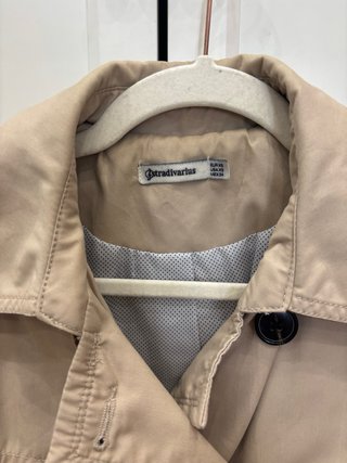 Gabardina Stradivarius Beige Talla XS