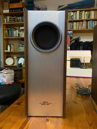 Altavoces Akai SW-30 Jet Road System