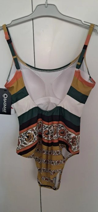 Traje de baño Basmar rayas y estampado floral Tall