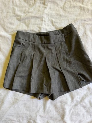 Falda vaquera negra con bolsillos