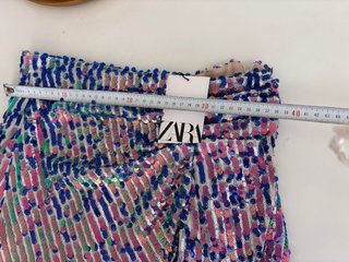 Falda Zara a estrenar