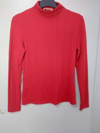 Camisa roja de manga larga de Mango