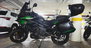 Kawasaki Versys 650 Grand Tourer Negra/Verde