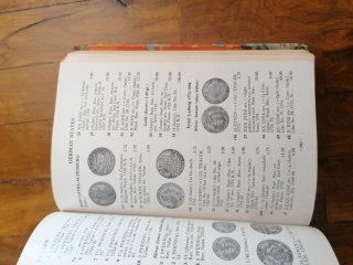 Libro: Monedas del Mundo 1750-1850