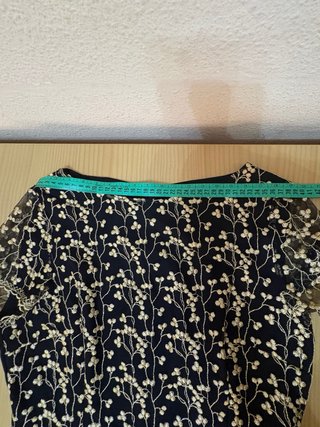 Traje ceremonia negro/dorado T.46