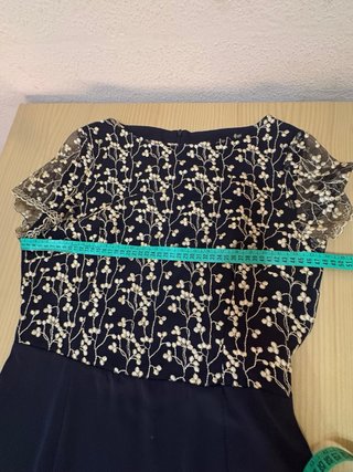Traje ceremonia negro/dorado T.46