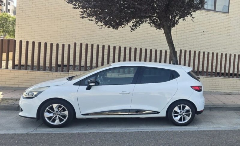 Renault Clio 2015 - foto 1