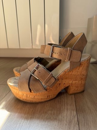 Sandalias Bimba y Lola Beige/Gris