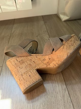 Sandalias Bimba y Lola Beige/Gris