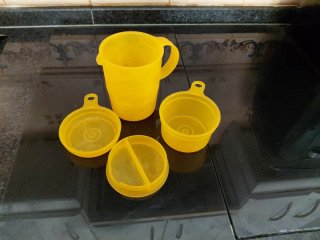 Jarra medidora vintage Tupperware años 70