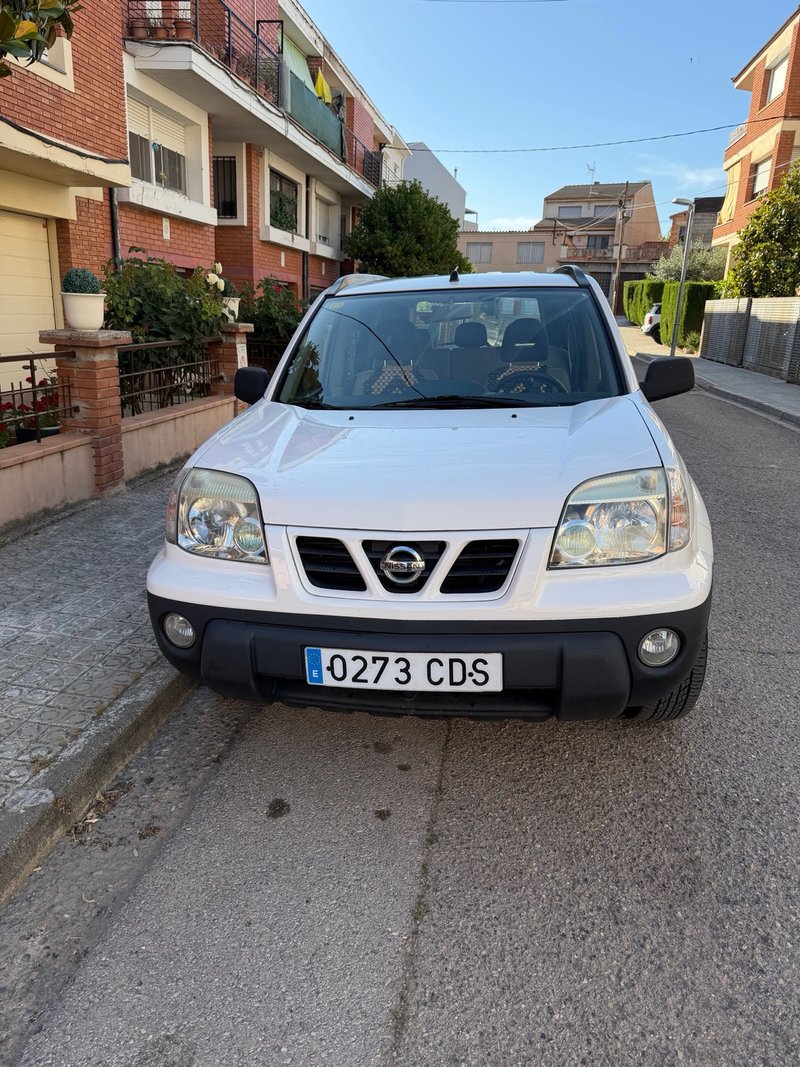 Nissan X-Trail 2002 - foto 1