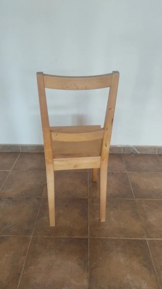 Sillas de madera Ikea (4 unidades)