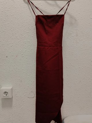 Vestido largo marrón con aberturas