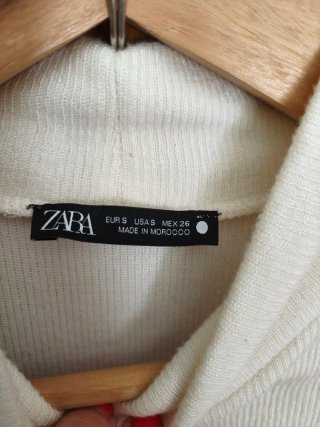 Vestido Zara mujer blanco y verde oliva