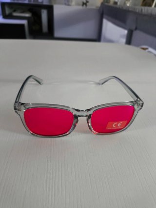 Gafas de sol lentes rojas