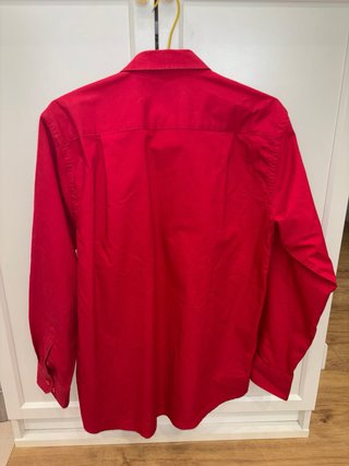 Camisa de vestir roja
