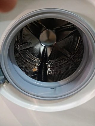 LAVADORA BALAY de 6 kilos y 800 rpm. Clase A