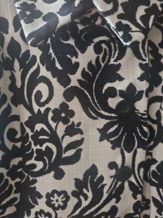 Abrigo Desigual Negro y Beige