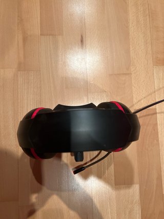 Cascos gaming con soporte y luces LED