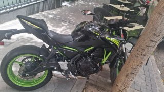 Kawasaki Z650 2021 Naked Negra y Verde