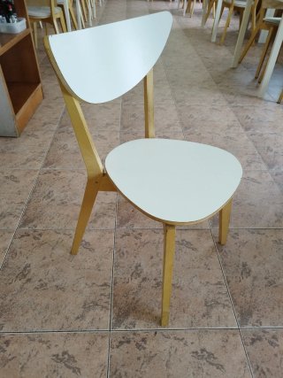 39 sillas de comedor Ikea modelo NORDMYRA