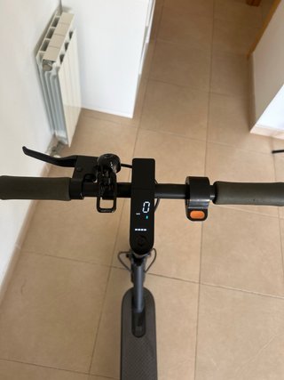 Patinete Eléctrico Xiaomi Mi Essential