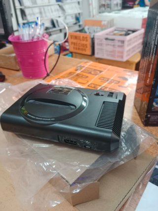 CONSOLA SEGA MEGA DRIVE MINI CON ACCESSORIO