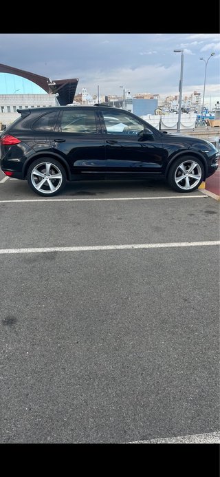 Porsche Cayenne 2012