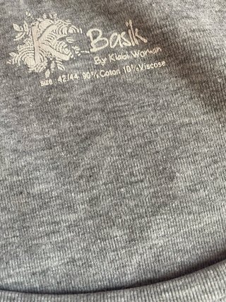 Camiseta gris manga corta