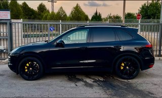 Porsche Cayenne 2011