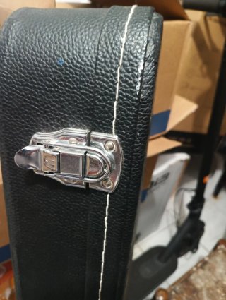 Funda Rígida para Guitarra o Bajo Acustico Negra