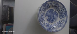 Juego de vajilla de porcelana azul