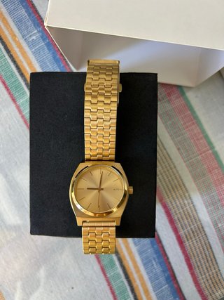 Reloj Nixon Time Teller Dorado