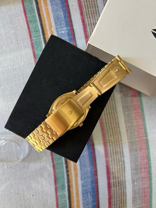 Reloj Nixon Time Teller Dorado