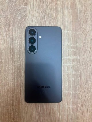 Samsung S26