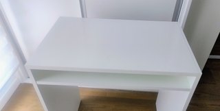 Escritorio blanco