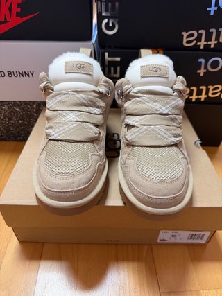 Sneakers Ugg Lowmel Sand