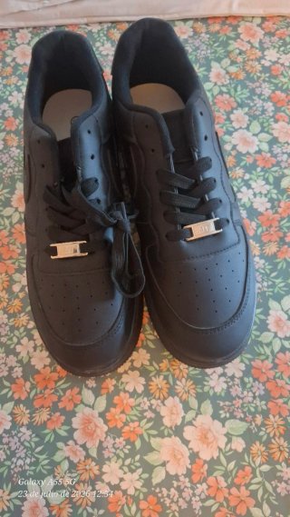 Nike Air Force 1 Talla 43 Negras