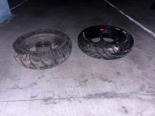 2 Llantas traseras Yamaha Aerox originales