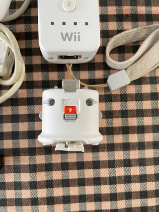 Nintendo Wii + Mario Kart e accessori