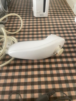 Nintendo Wii + Mario Kart e accessori