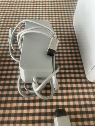 Nintendo Wii + Mario Kart e accessori