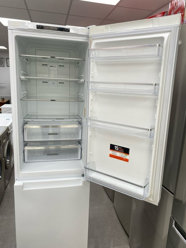 Frigorífico Whirlpool combi 201x60cm con envio