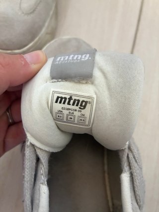Zapatillas MTNG grises talla 39