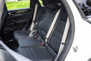 Porsche Cayenne 2023